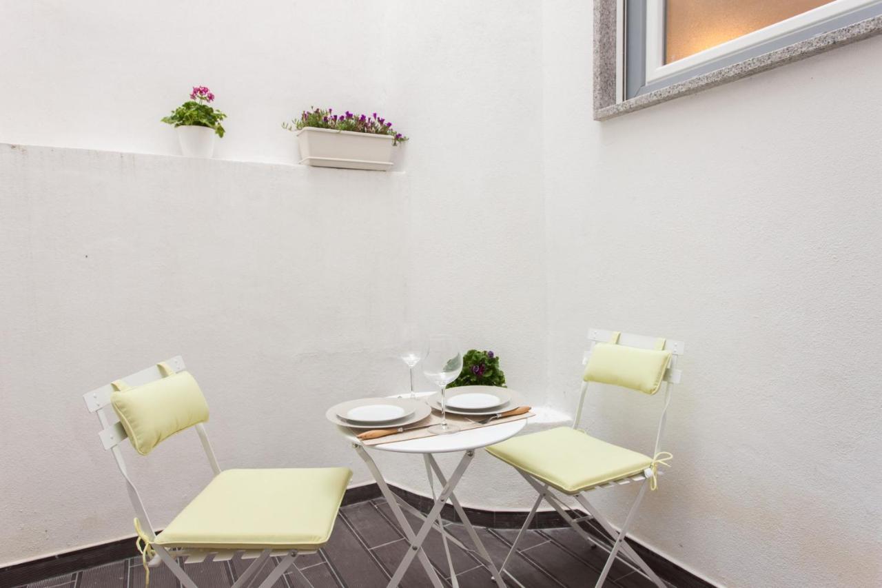 Feels Like Home S. Bento Luxus With Terrace Lisbon Bagian luar foto